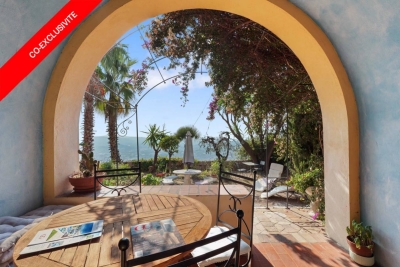 House for sale in GRASSE  - 10 rooms - 322 m² 