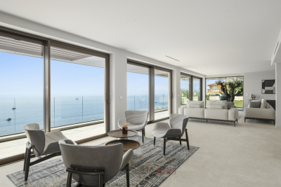 Maison &agrave; vendre &agrave; ROQUEBRUNE-CAP-MARTIN  - 7 pi&egrave;ces - 300 m&sup2; 