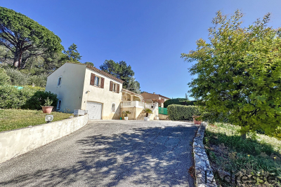 House for sale in PÉGOMAS  - 4 rooms - 95 m² 