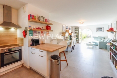 Apartment for sale in GRIMAUD Fayence - 3 rooms - 69 m² 