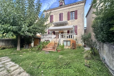 Maison à vendre à MONTÉLIMAR Mours-Saint-Eusèbe - 7 pièces - 137 m² 