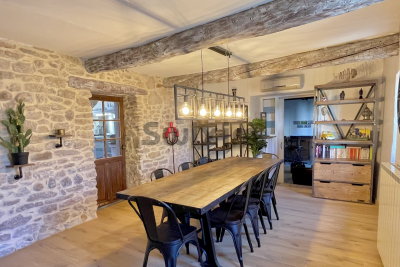 Maison à vendre à RIBAUTE-LES-TAVERNES Vallérargues - 7 pièces - 250 m² 