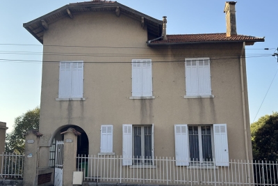 Maison &agrave; vendre &agrave; TOULON  - 8 pi&egrave;ces - 300 m&sup2; 
