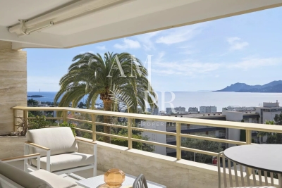 Apartment for sale in CANNES  - 4 rooms - 90 m² 