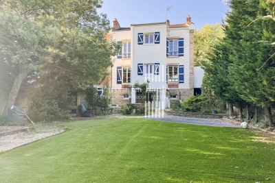 Maison &agrave; vendre &agrave; BATZ-SUR-MER  - 6 pi&egrave;ces - 115 m&sup2; 