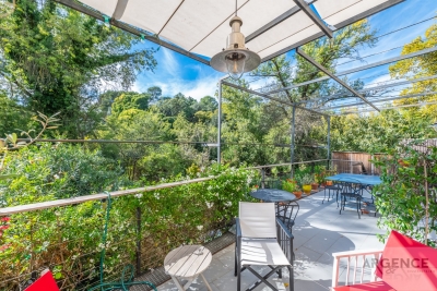 Maison &agrave; vendre &agrave; CASTELNAU-LE-LEZ  - 8 pi&egrave;ces - 255 m&sup2; 