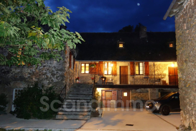 Maison à vendre à LE BAS SEGALA  - 8 pièces - 211 m² 