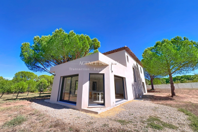 House for sale in VIDAUBAN   - 144 m² 