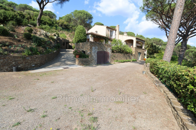 Maison &agrave; vendre &agrave; GRIMAUD   - 300 m&sup2; 
