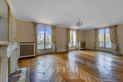 Appartement à vendre à VERSAILLES  - 7 pièces - 213 m² 