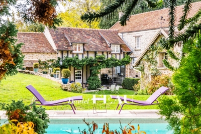 Maison à vendre à MONTFORT L'AMAURY  - 8 pièces - 267 m² 