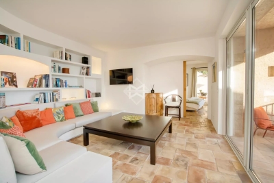 Villa in Grimaud for rental from 17 500 € / week, Photo 19