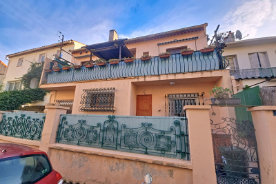 Maison à vendre à TOULON  - 7 pièces - 160 m² 