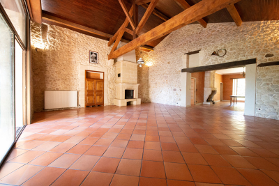 Maison à vendre à FARGUES-ST-HILAIRE  - 9 pièces - 358 m² 