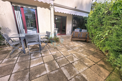 Appartement à vendre parcing garage terrasse cannes