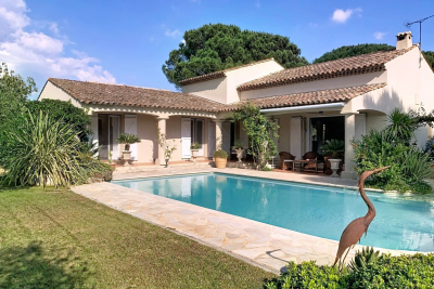 Maison à vendre à COGOLIN  - 9 pièces - 244 m² 