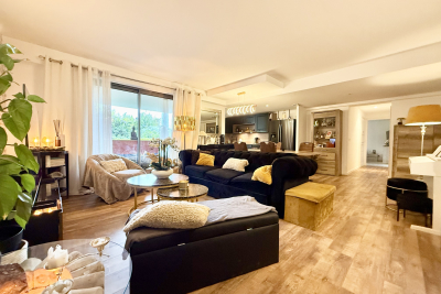 Appartement à vendre à MENTON  - 3 pièces - 96 m² 