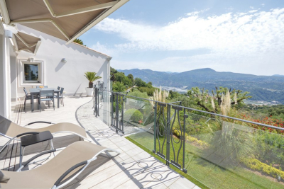 Maison à vendre à Gattières  - 11 pièces 360 m² 