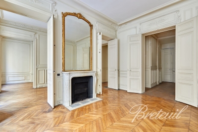Appartement à vendre à PARIS 17EME Saint-Vincent de Paul 5 - 3 pièces - 81 m² 