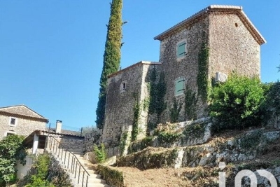 Maison à louer à GOUDARGUES Caissargues - 2 pièces - 35 m² 