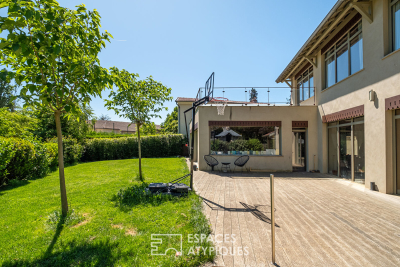 Maison à vendre à CHAPONOST  - 6 pièces - 230 m² 