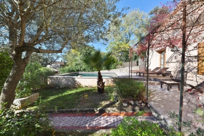 Maison à vendre belle vue piscine gard 