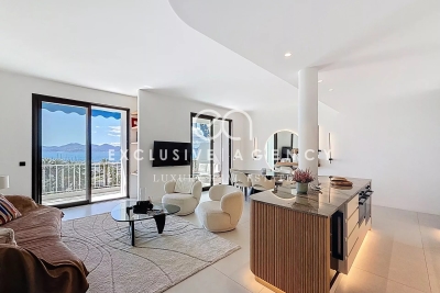 Apartment for sale in CANNES  - 4 rooms - 100 m² 