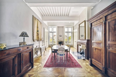 Appartement &agrave; vendre &agrave; LYON 2EME  - 8 pi&egrave;ces - 305 m&sup2; 