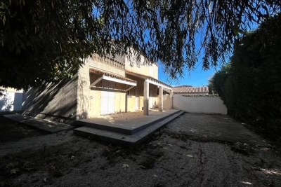 Maison à louer à ARLES Pauriol-Vertus - 5 pièces - 117 m² 