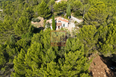 Maison à vendre à MEYREUIL Longuillar - 4 pièces - 115 m² 