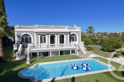 House for sale in JUAN-LES-PINS  - 7 rooms - 183 m² 