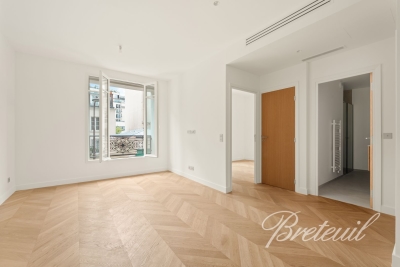 Appartement à vendre à NEUILLY SUR SEINE Metro - 4 pièces - 82 m² 