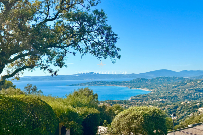 Maison à vendre à LES ISSAMBRES  - 7 pièces - 165 m² 