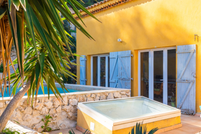 Maison à vendre à MARSEILLE 9EME  - 5 pièces - 155 m² 