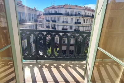 Appartement &agrave; vendre &agrave; NICE Le Righi - 3 pi&egrave;ces - 83 m&sup2; 