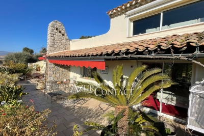 Apartment for sale in MOUGINS  - 4 rooms - 160 m² 