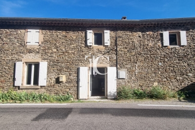 House for sale in GRAVIERES  - 6 rooms - 138 m² 