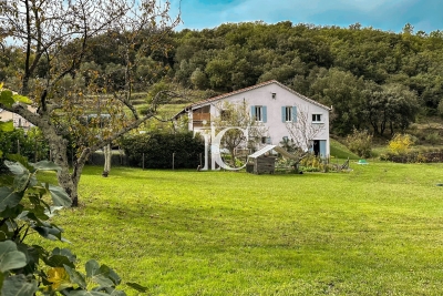 House for sale in ST-AMBROIX  - 5 rooms - 114 m² 