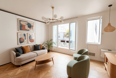 Apartment for sale in PARIS 7EME Rochechouart - 2 rooms - 44 m² 