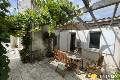 Maison à vendre à ST SORLIN DE CONAC  - 3 pièces - 115 m² 