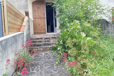 Maison à vendre à ST THOMAS DE CONAC  - 3 pièces - 99 m² 