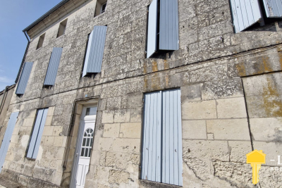 Maison à vendre à ST FORT SUR GIRONDE  - 2 pièces - 76 m² 