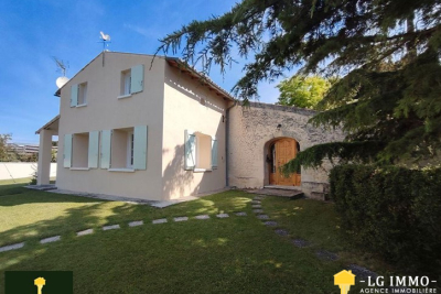 Maison à vendre à ST FORT SUR GIRONDE  - 5 pièces - 147 m² 