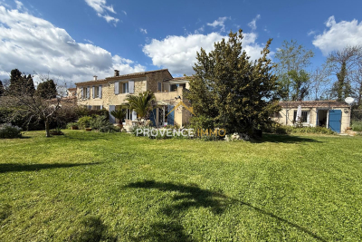 Maison à vendre à SENAS Longuillar - 7 pièces - 125 m² 