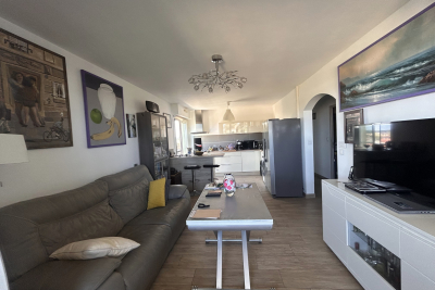 Appartement à vendre à SIX-FOURS-LES-PLAGES Le Mourillon Iv - 3 pièces - 63 m² 