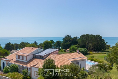 Maison à vendre à PRÉFAILLES  - 9 pièces - 360 m² 