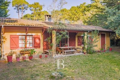 Maison à vendre à LÈGE-CAP-FERRET  - 10 pièces - 203 m² 