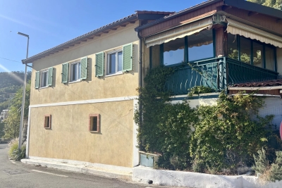 House for sale in EZE  - 4 rooms - 110 m² 