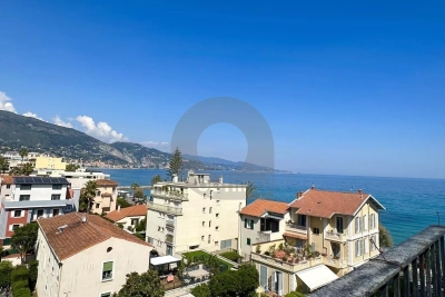 Appartement à vendre à ROQUEBRUNE-CAP-MARTIN  - 2 pièces - 49 m² 