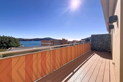 Appartement à vendre à VILLEFRANCHE-SUR-MER  - 3 pièces - 75 m² 